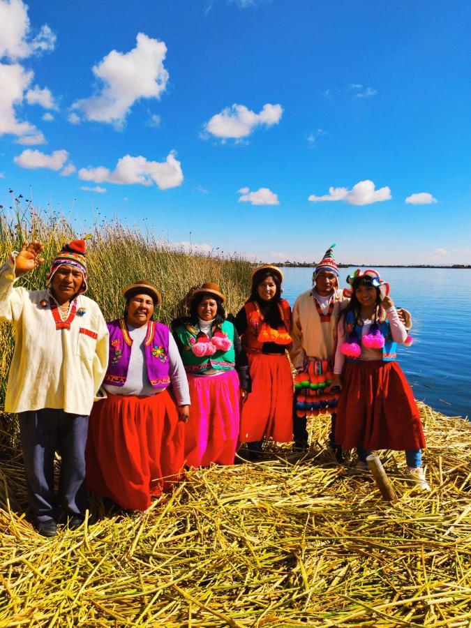 Uros Maya Lodge Puno Buitenkant foto