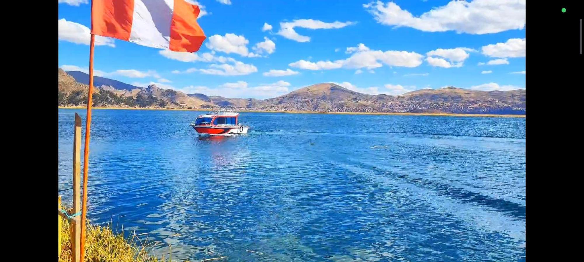Uros Maya Lodge Puno Buitenkant foto